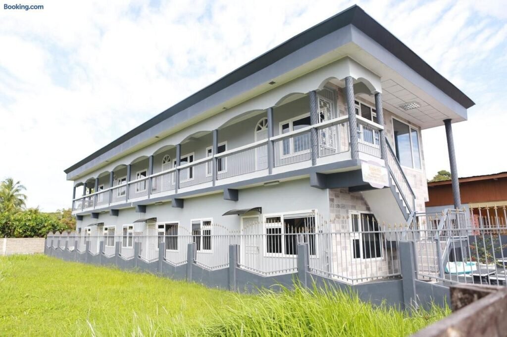 donfarsha apartments